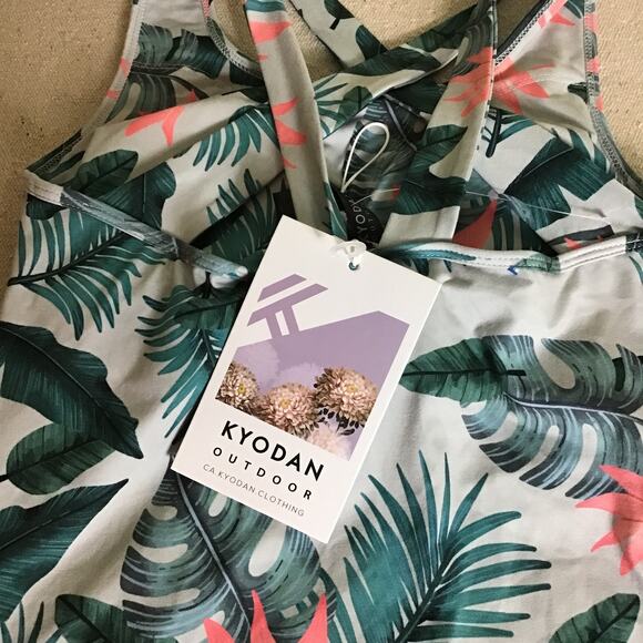 Kyodan Tropical Palm Print Cross Back Tennis Golf  Activewear Dress Sz Sm NWT - Picture 3 of 7